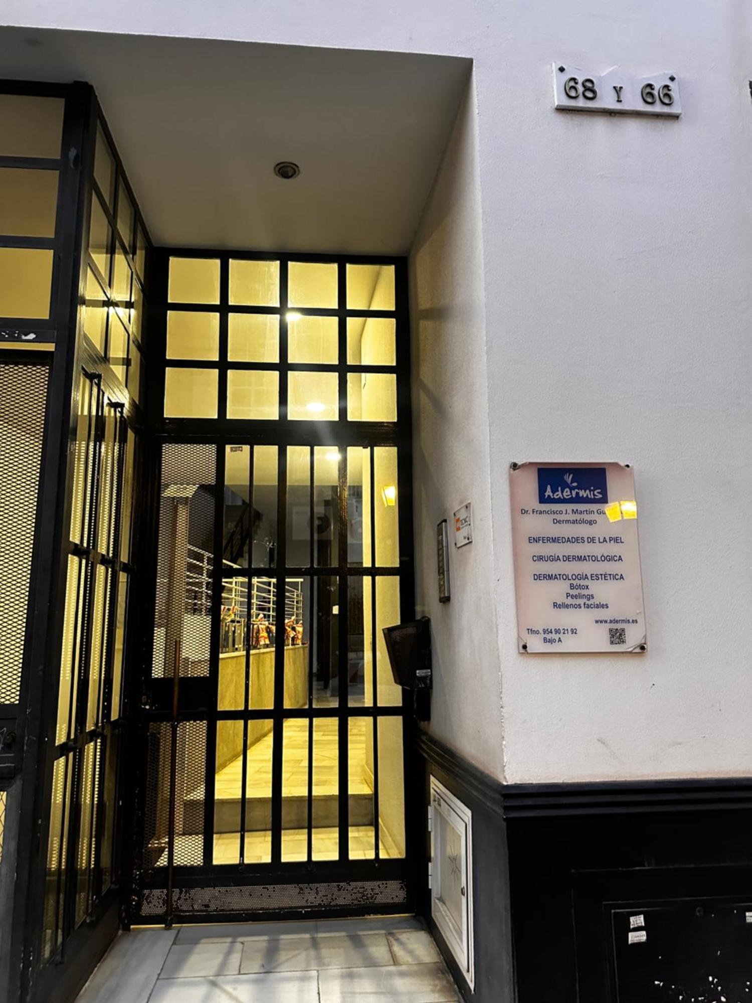 Lofts Escala Apartment Seville Luaran gambar